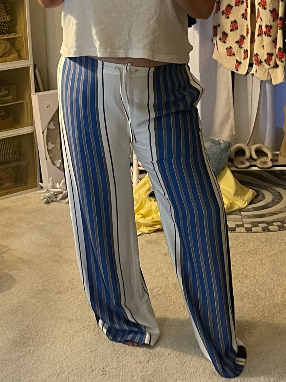 Zara Blue and White Vertical Stripe Wide-Leg Trousers - Picture 2 of 5
